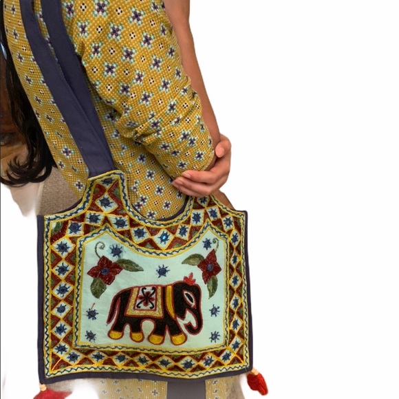 Handbag - Picture 3 of 3